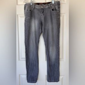 Yuki Gray Distressed Skinny Jeans Size 31‎